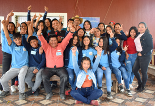 Jóvenes de Huehuetenango que participan en el proyecto Nab'il