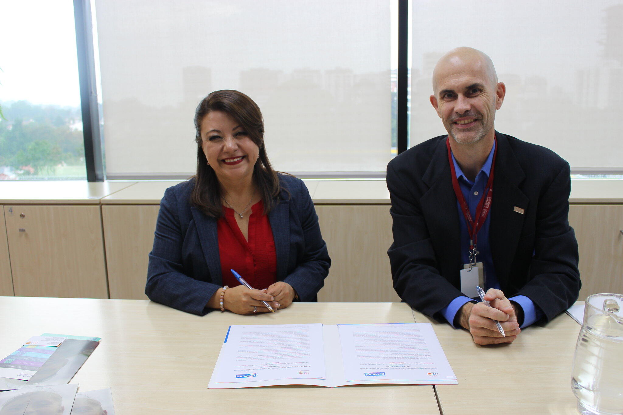 Durante la firma de la Carta de Coordinación entre UNFPA y Plan Internacional