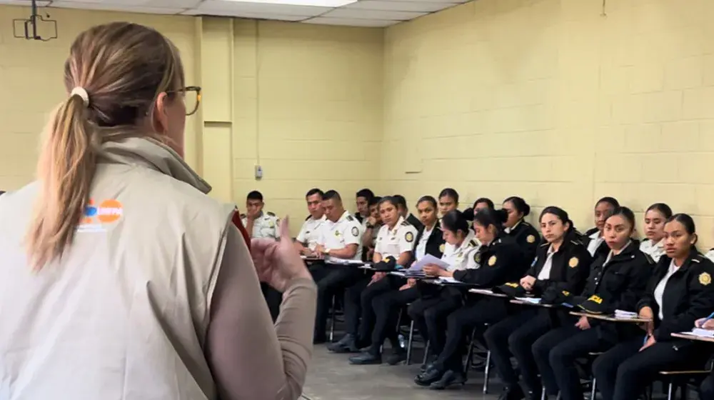 Formación policial fortalece estrategias de atención a víctimas y sobrevivientes de violencia 